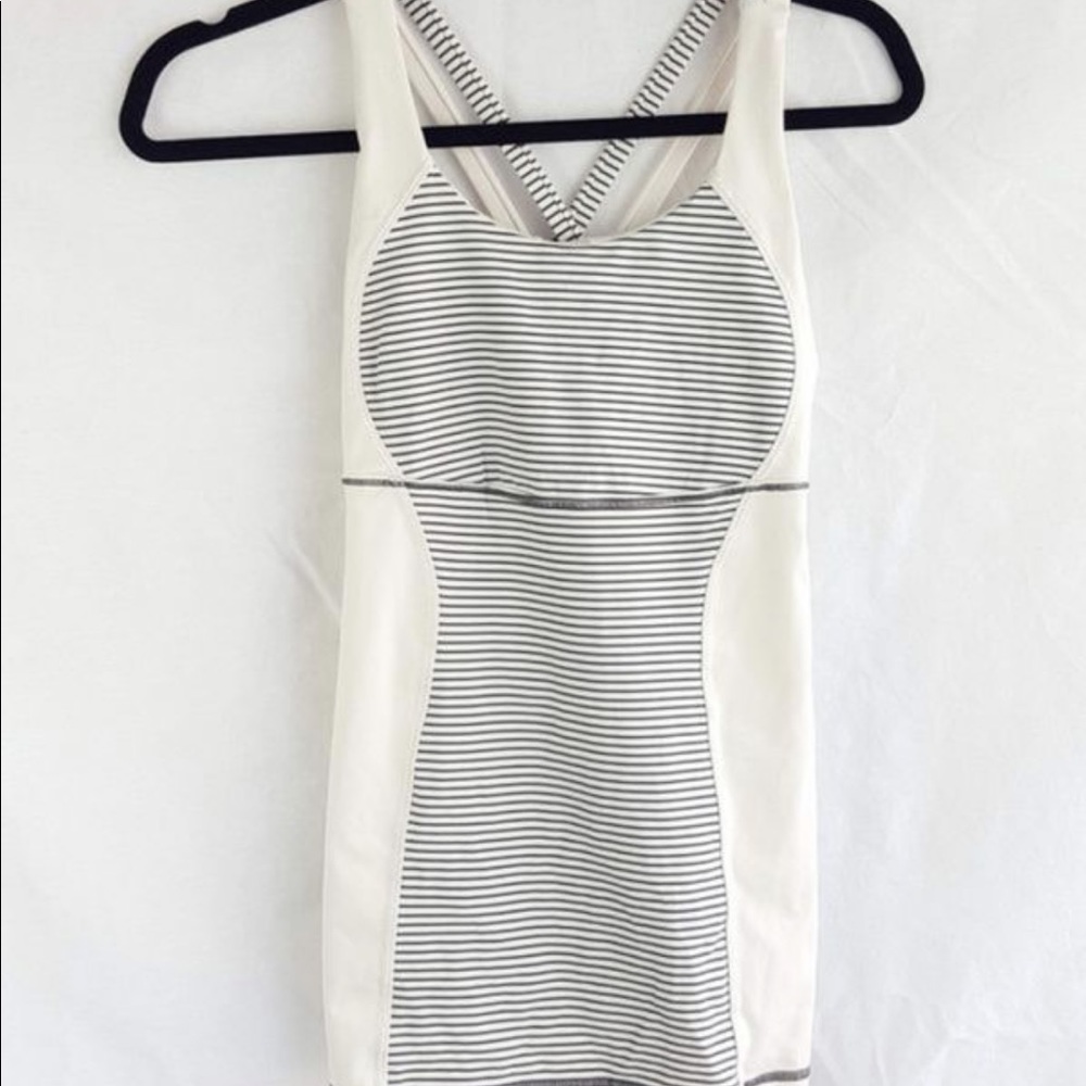 Lululemon tank top (small)
